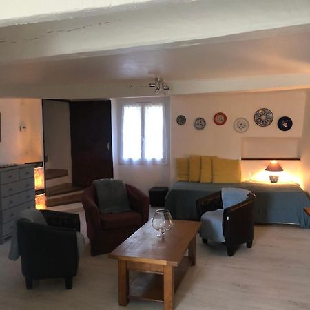 Appartement Le Petit Saint Clair à Trigance Extérieur photo