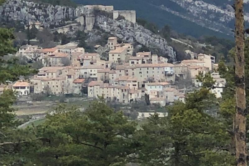 Appartement Le Petit Saint Clair à Trigance Extérieur photo