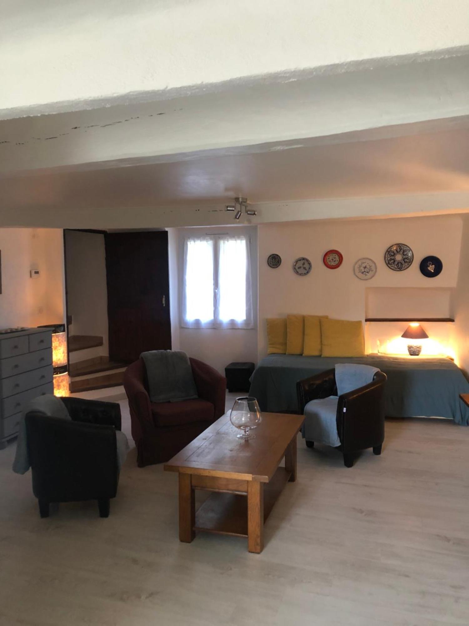 Appartement Le Petit Saint Clair à Trigance Extérieur photo